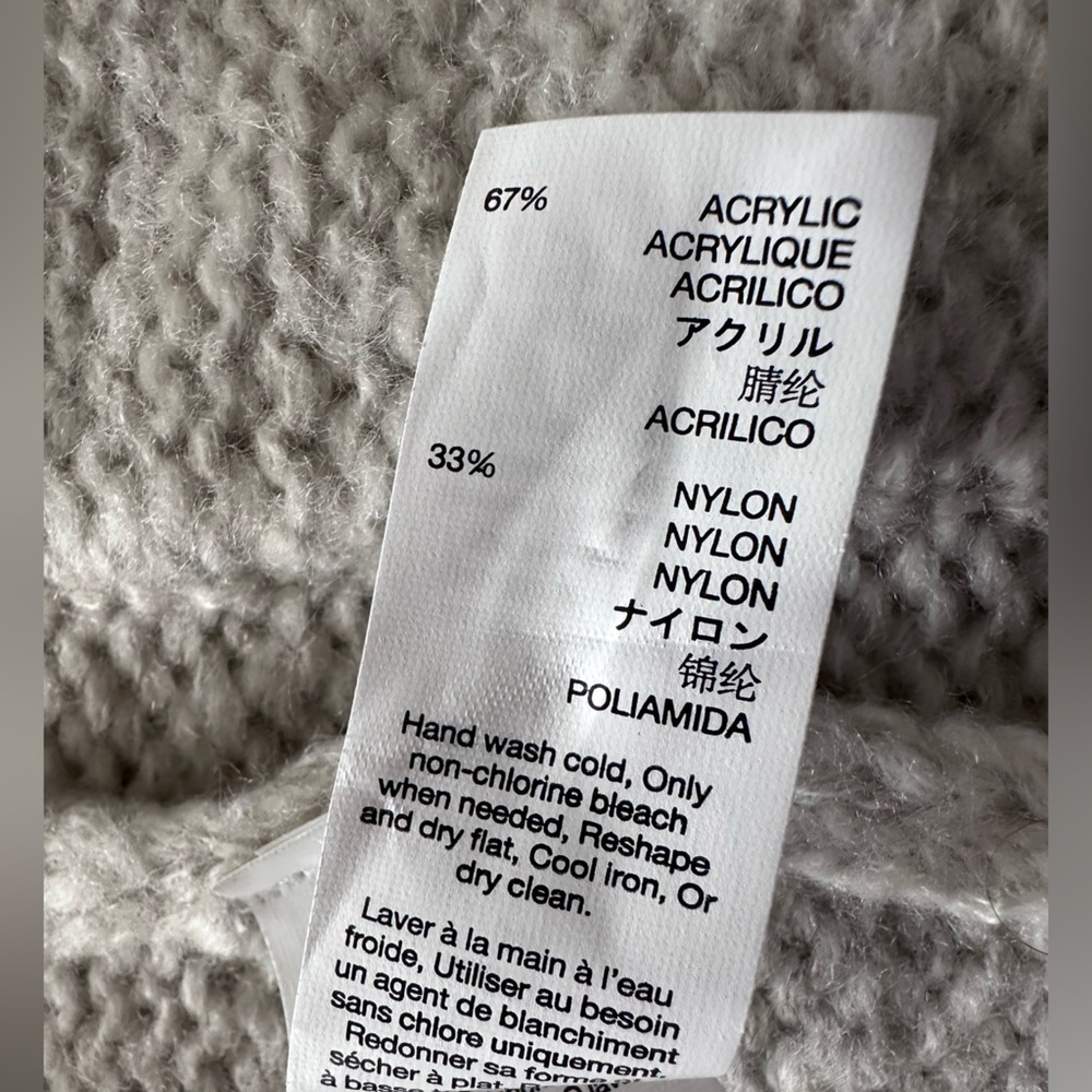 GAP Fair Isle Snow Flake Shawl Cardigan Grey/Ivory Women's Medium - Picture 5 of 9